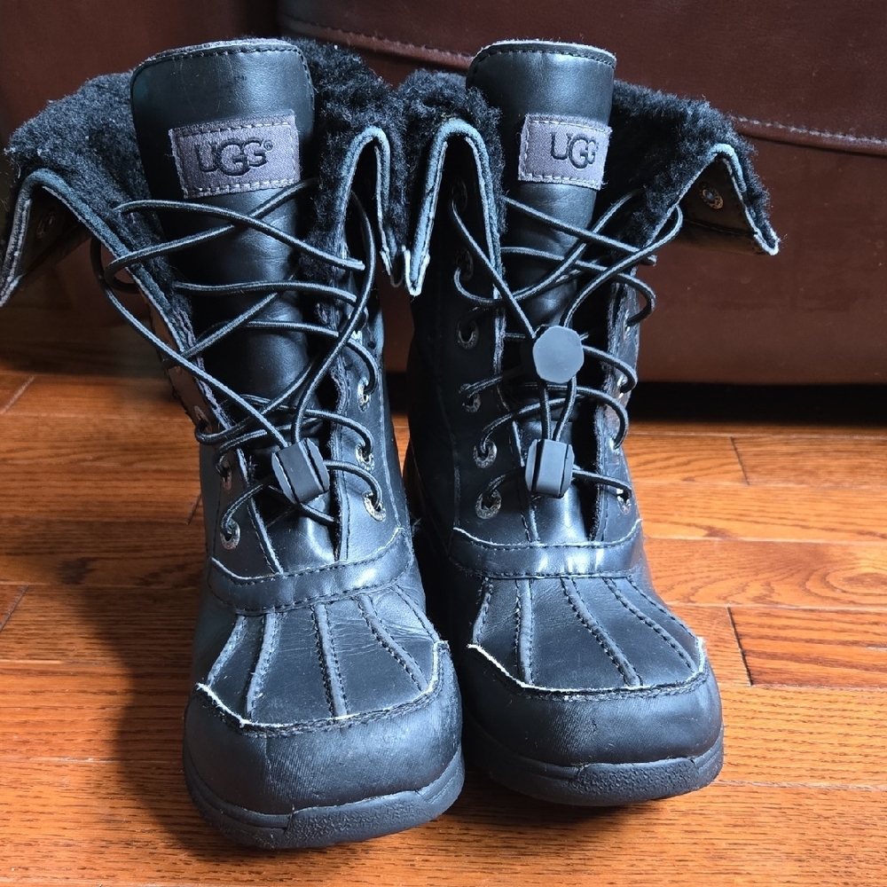 UGG Black Leather Winter Boots with Shearling - Picture 2 of 4